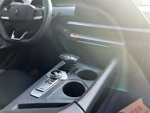 Changan UNI-V 2022