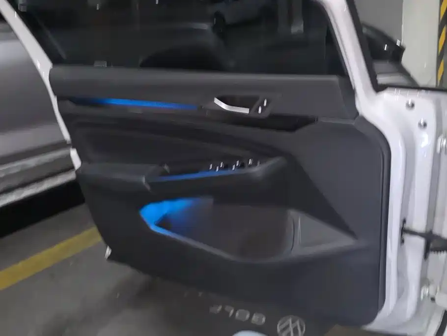 Volkswagen Golf 2022