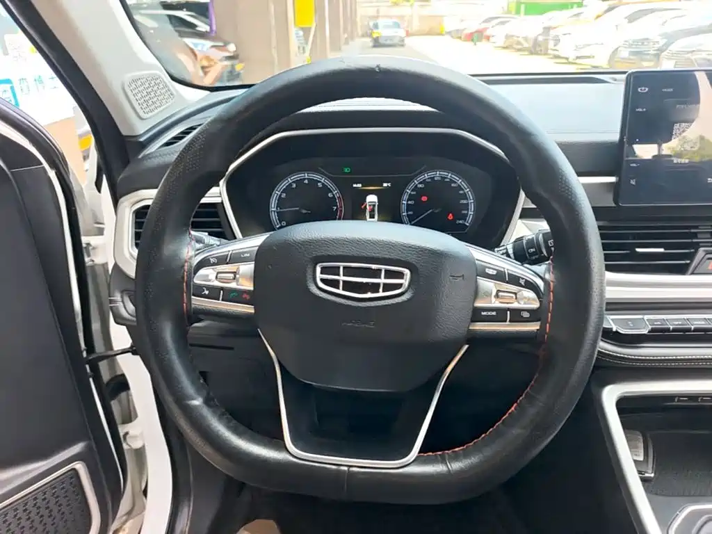 Geely Vision X6 2019 — фото 11