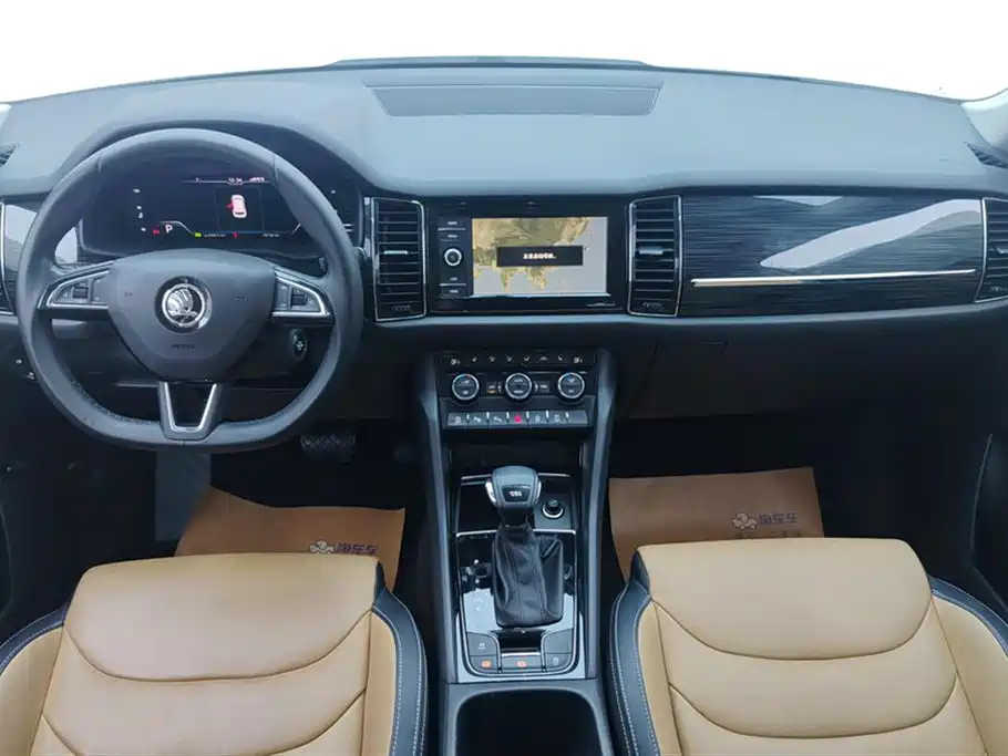Skoda Kodiaq GT 2020 — фото 12