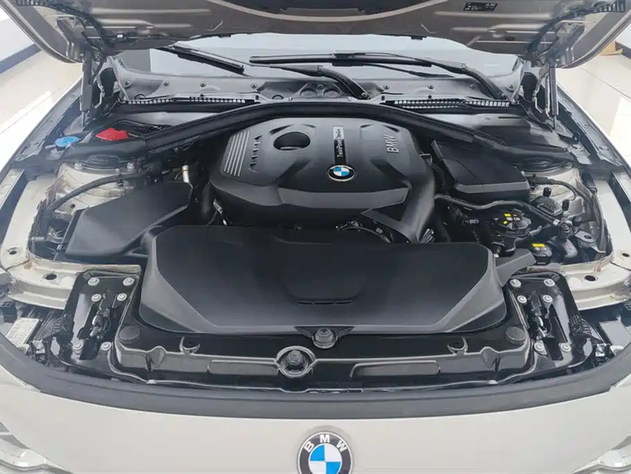 BMW 3 Series 2016 — фото 10