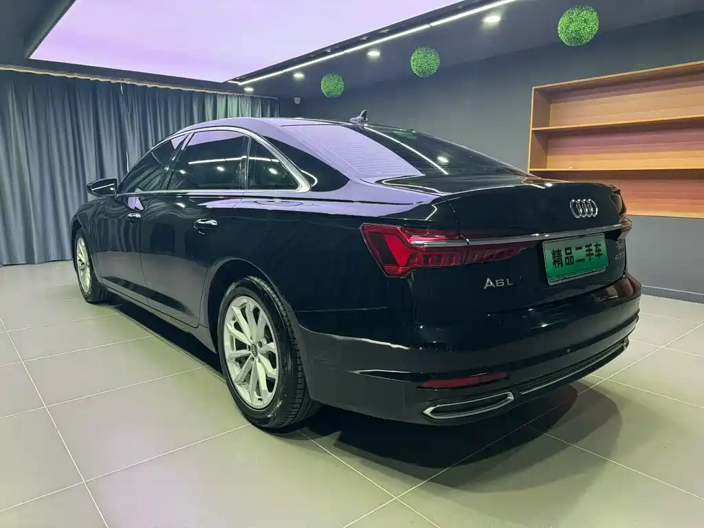 Audi A6L 2020