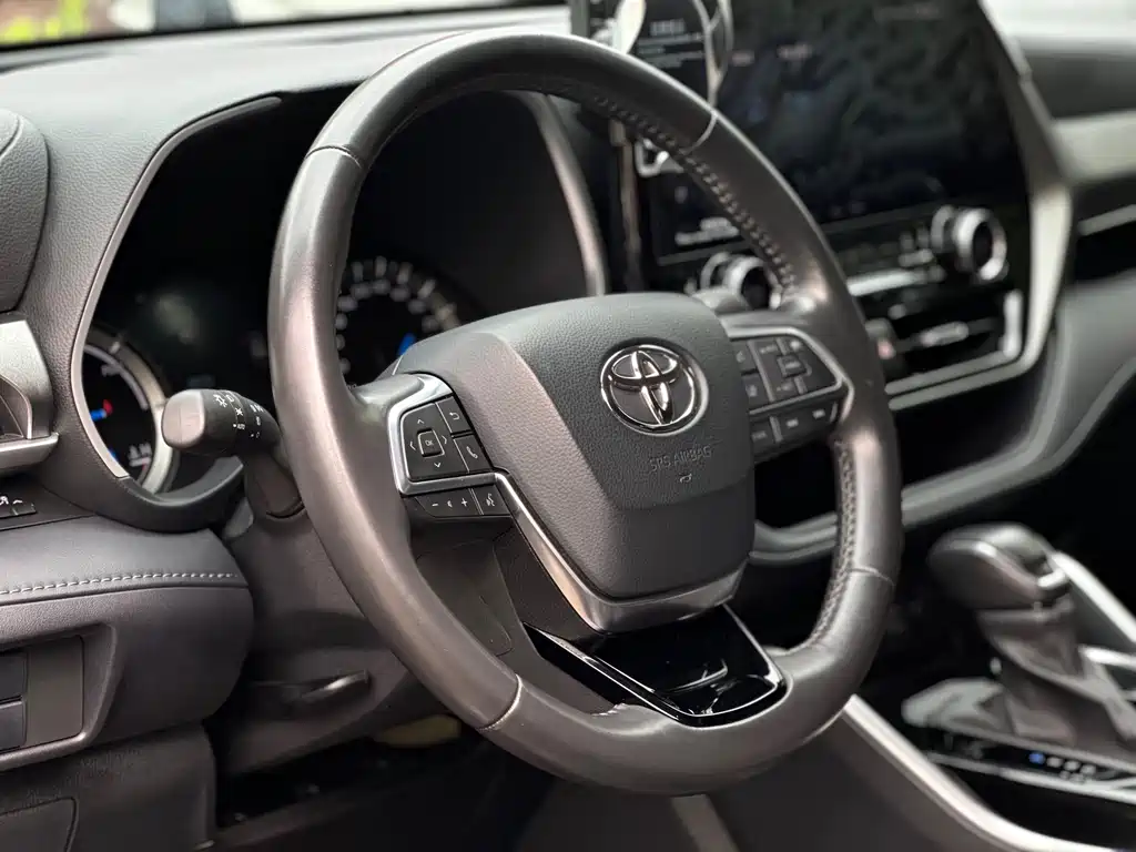 Toyota Highlander 2024