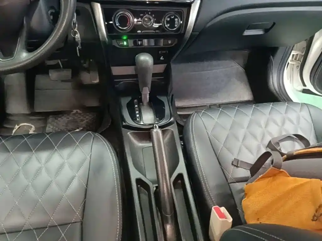 Honda City 2017 — фото 14