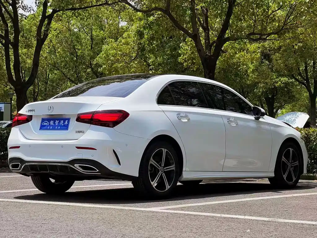 Mercedes-Benz A-Class 2025 — фото 5