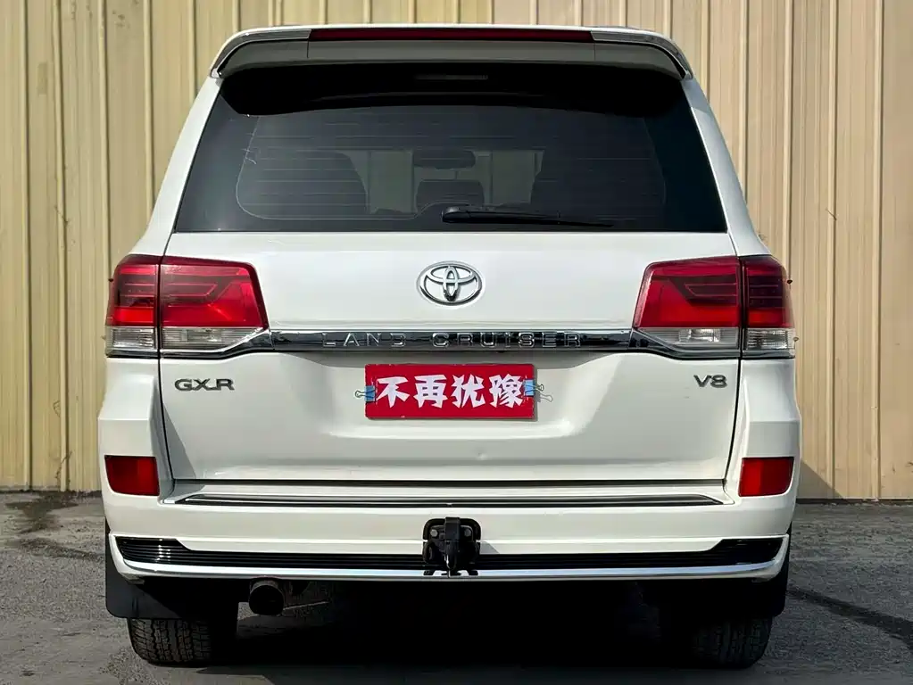 Toyota Land Cruiser 2016 — фото 8