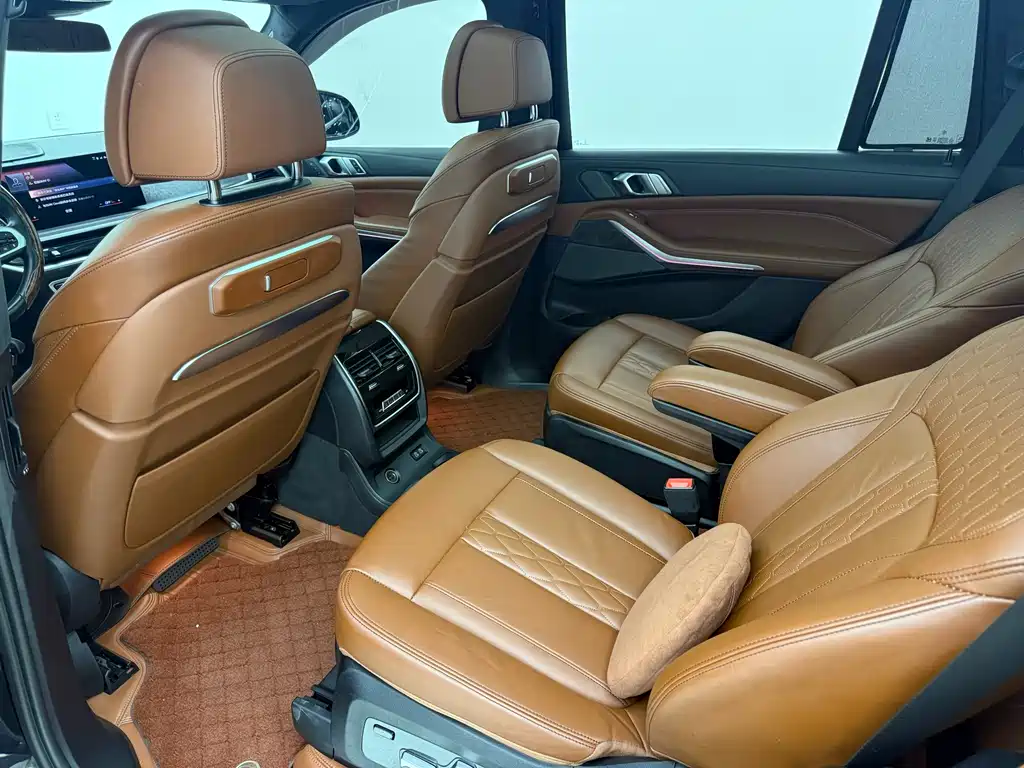 BMW X7 2023 — фото 18
