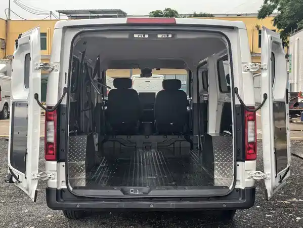 Foton Love 2025