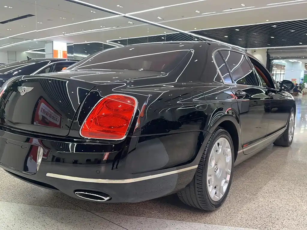 Bentley Flying Spur 2012 — фото 7