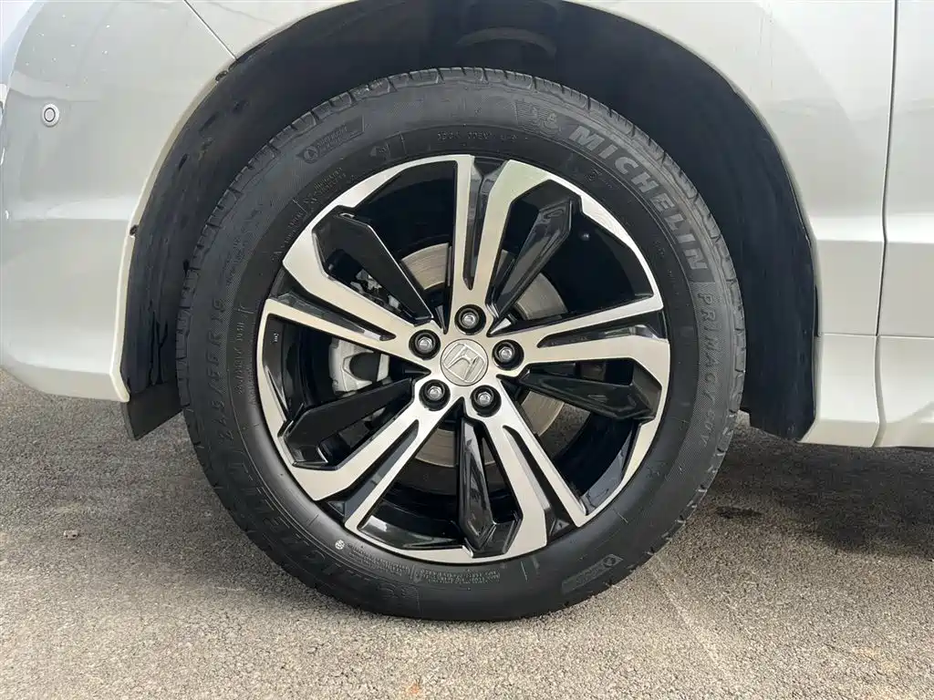 Honda UR-V 2019 — фото 7