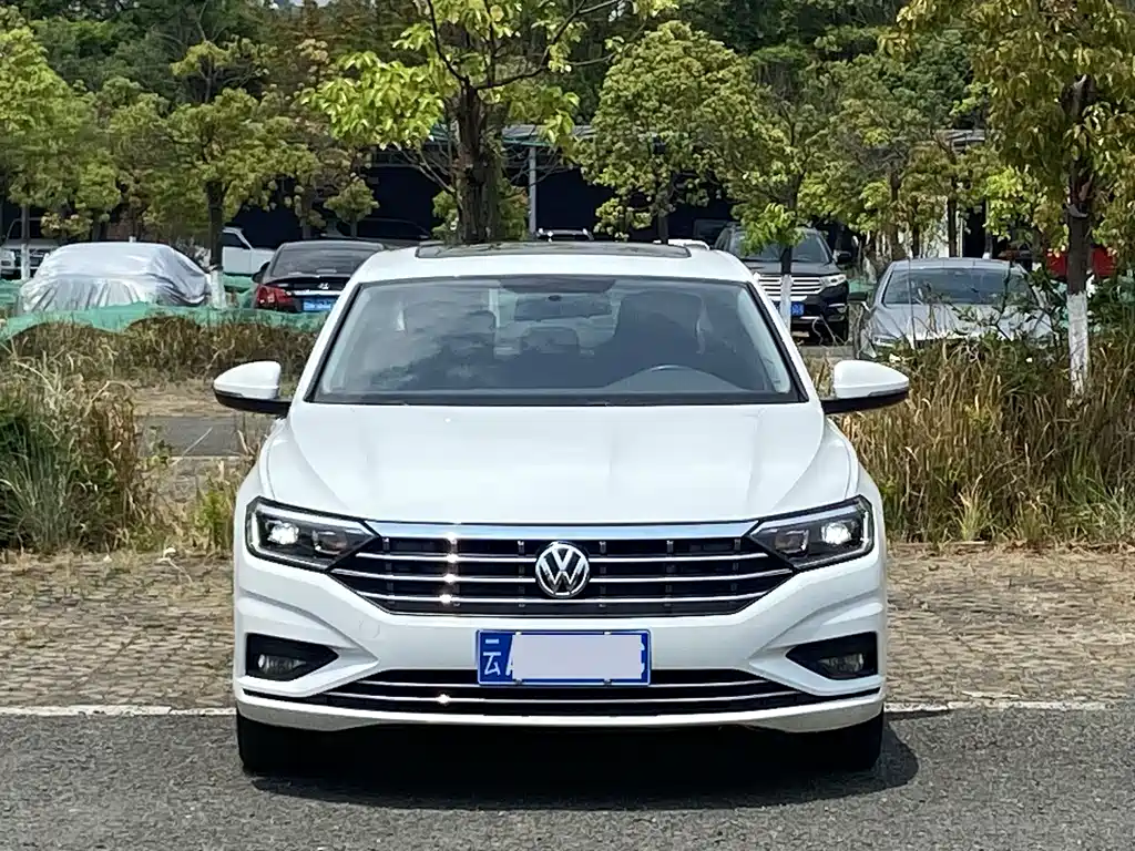 Volkswagen Sagitar 2022 — фото 2
