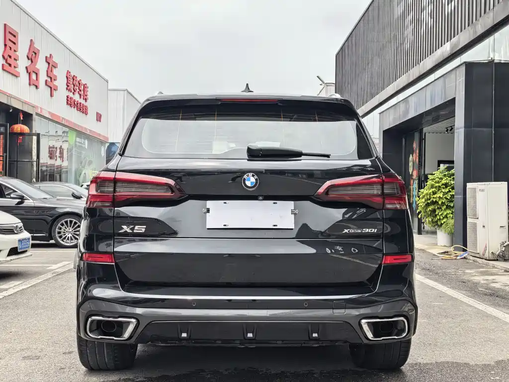 BMW X5 2021 — фото 11