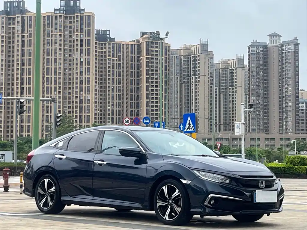 Honda Civic 2019 — фото 3