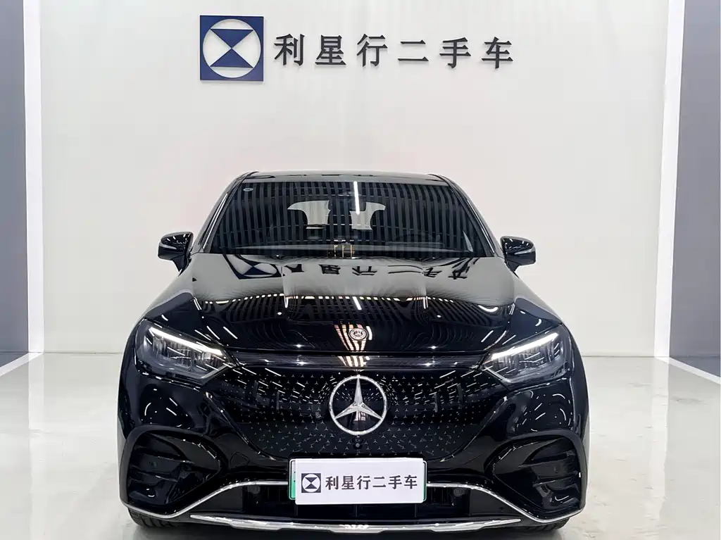 Mercedes-Benz EQE SUV 2025