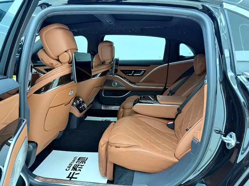 Mercedes-Benz Maybach S-Class 2021 — фото 11
