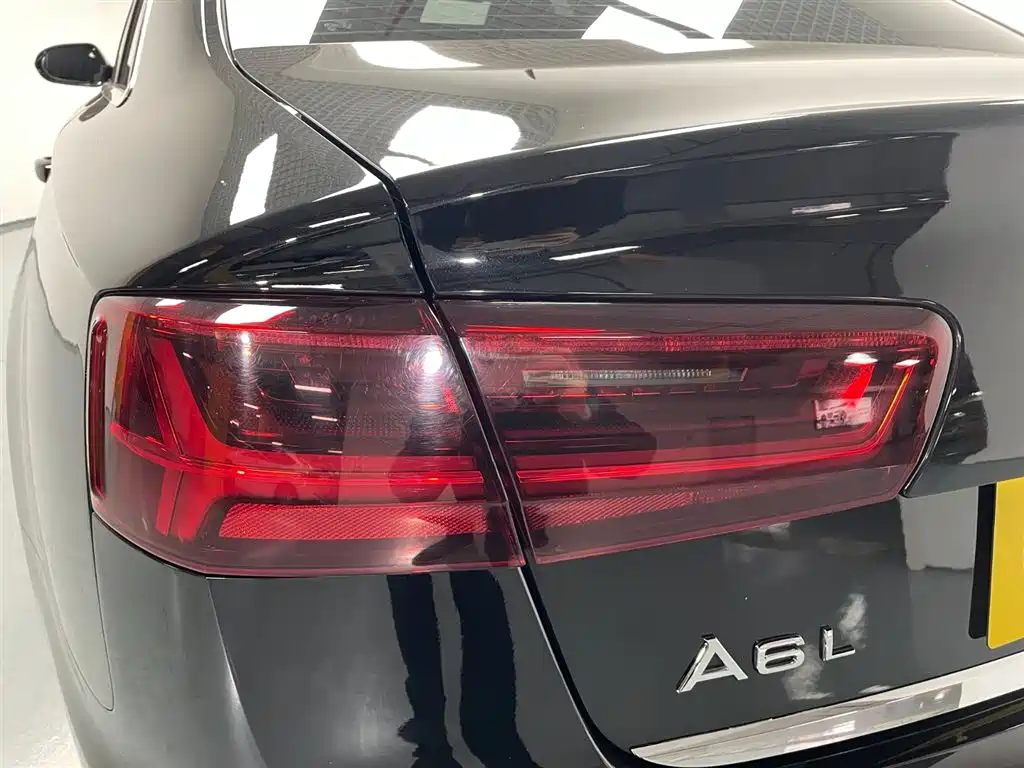 Audi A6L 2017 — фото 18