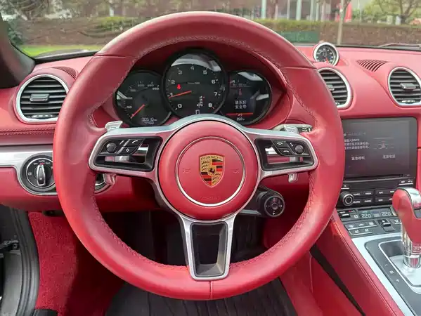 Porsche 718 2022