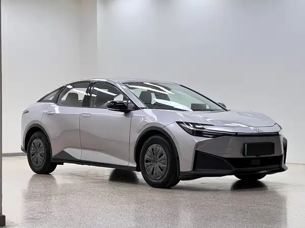 Toyota bZ3 2024
