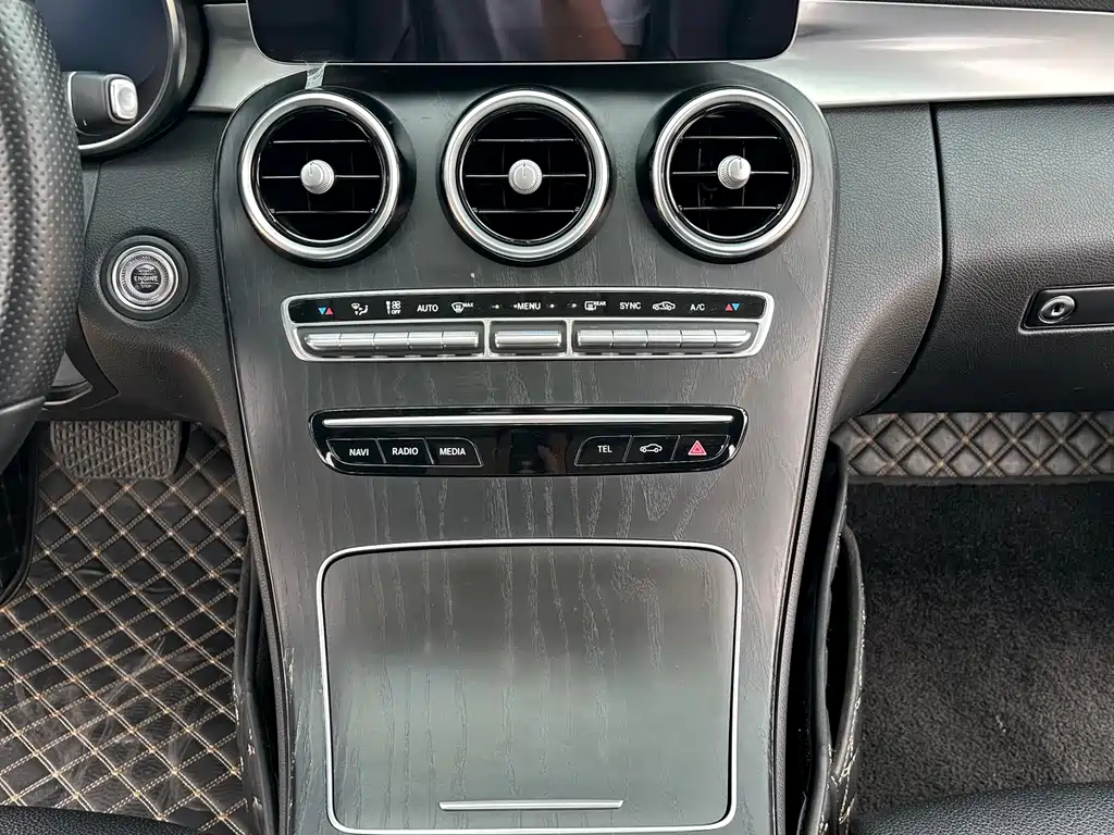 Mercedes-Benz C-Class 2020 — фото 13