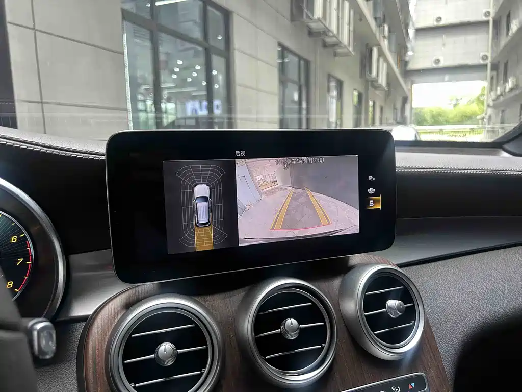 Mercedes-Benz GLC 2021 — фото 10