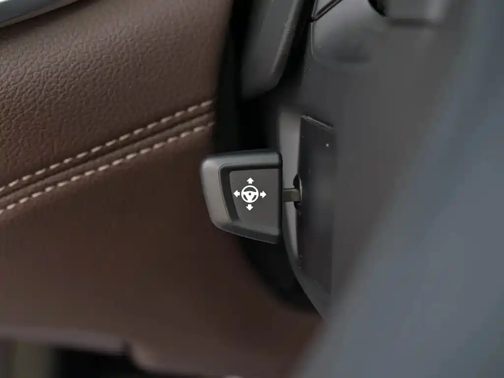 BMW 7 Series 2017 — фото 17