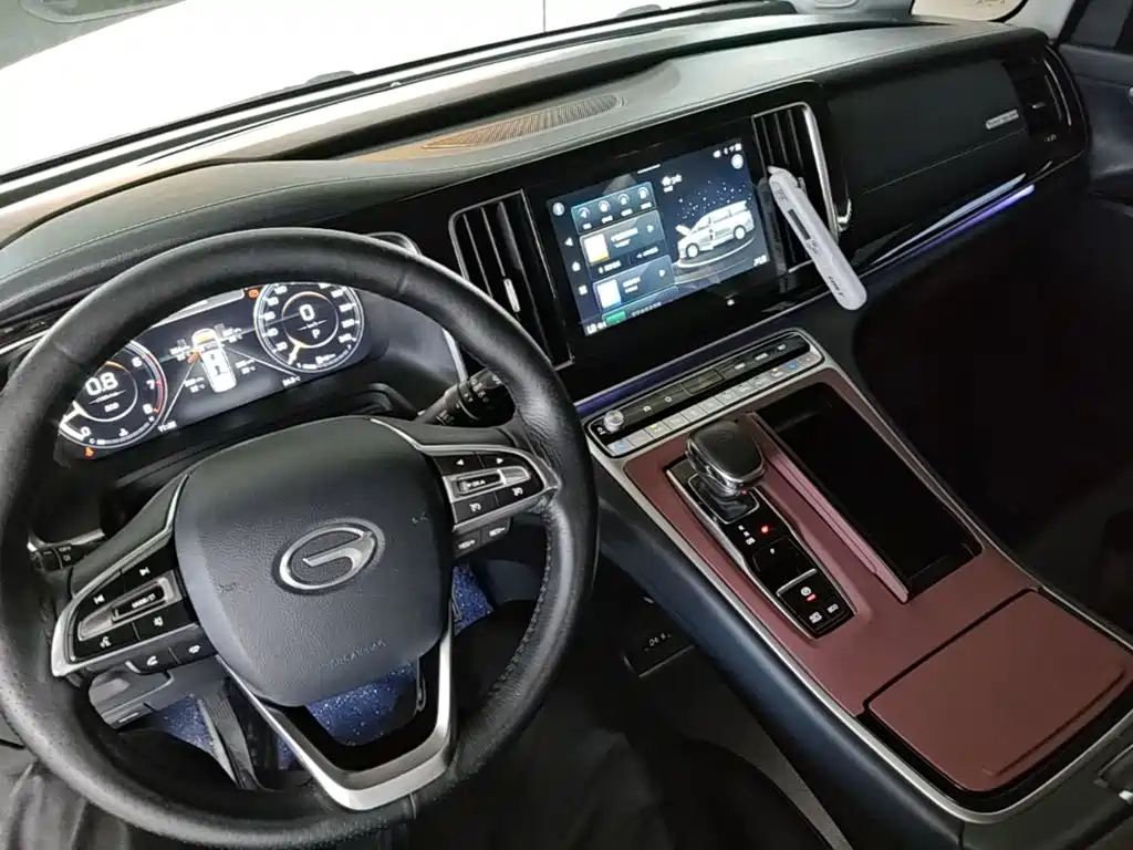 GAC Motor Trumpchi M8 2020 — фото 10