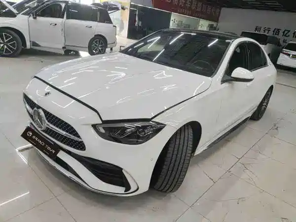 Mercedes-Benz C-Class 2024