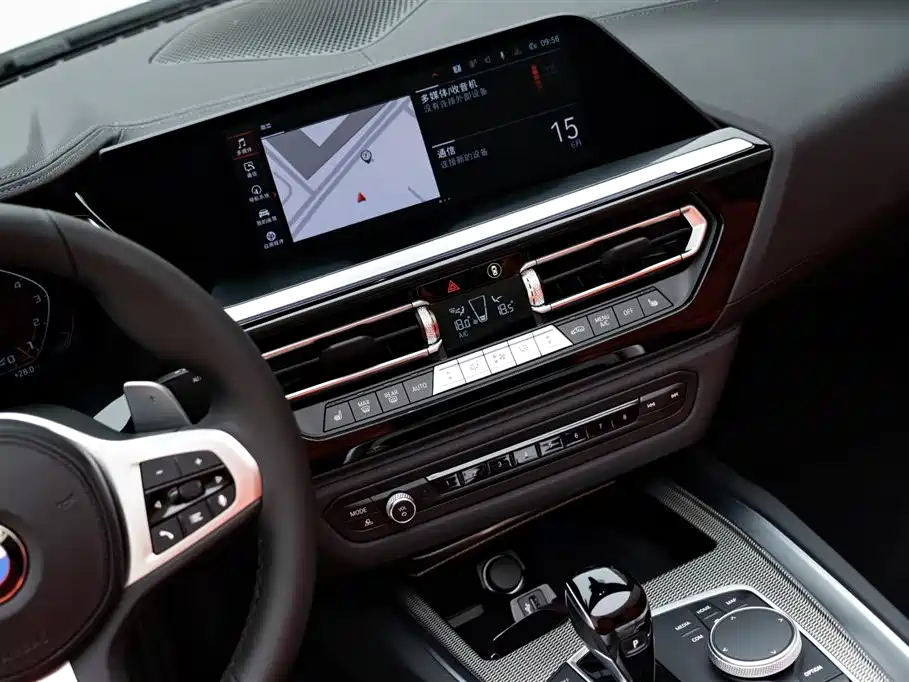 BMW Z4 2022 — фото 14
