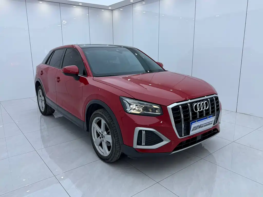Audi Q2L 2022 — фото 3