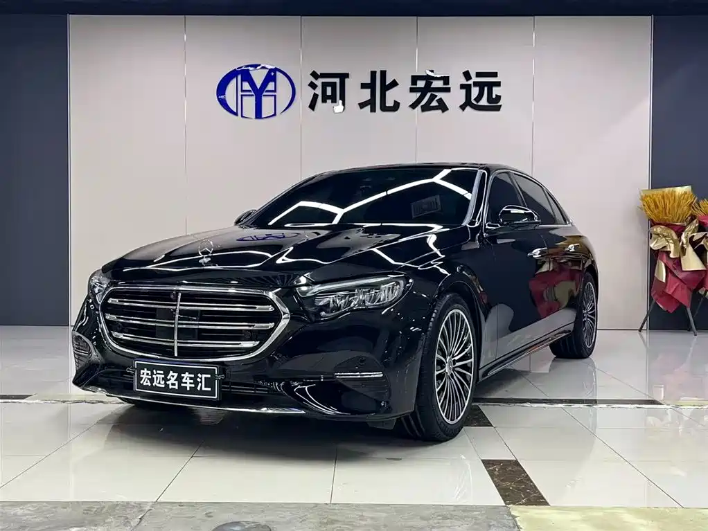 Mercedes-Benz E-Class 2024