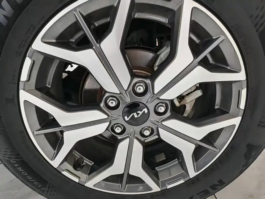 Kia KX3 2021 — фото 12