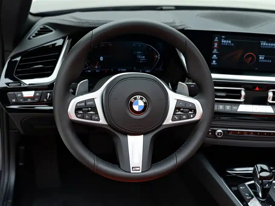 BMW Z4 2025 — фото 10