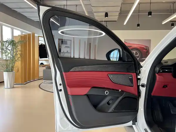 Maserati Grecalegrecale 2022