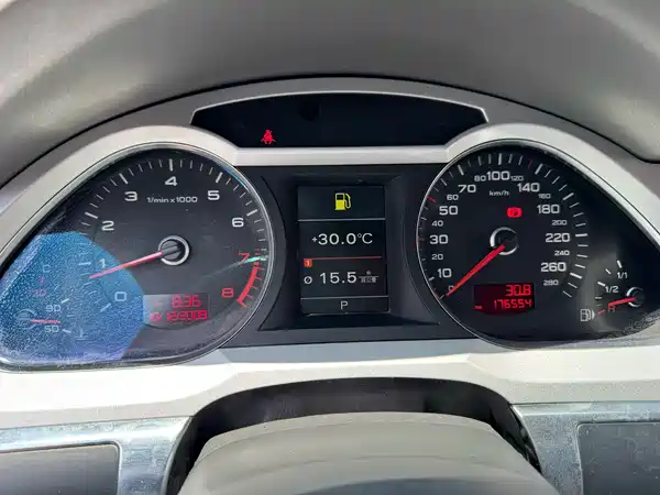 Audi A6L 2010