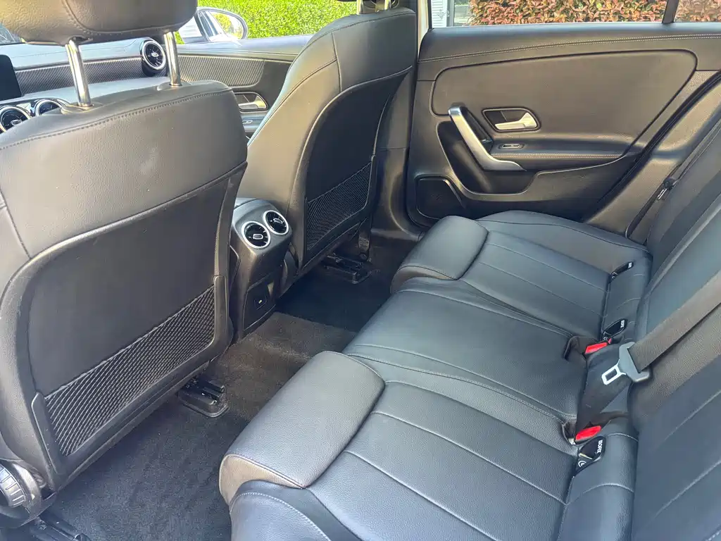 Mercedes-Benz A-Class 2023 — фото 17