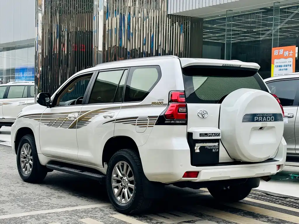 Toyota Prado 2019 — фото 4