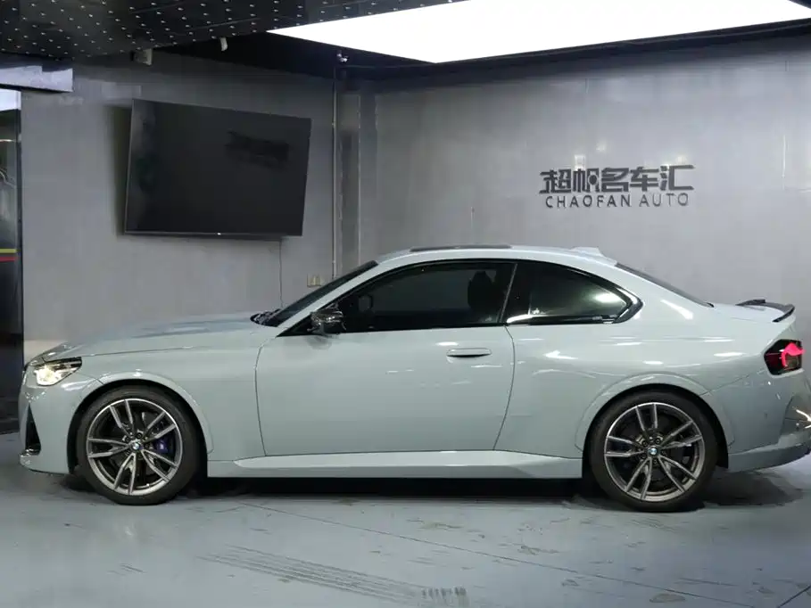 BMW M240i 2024