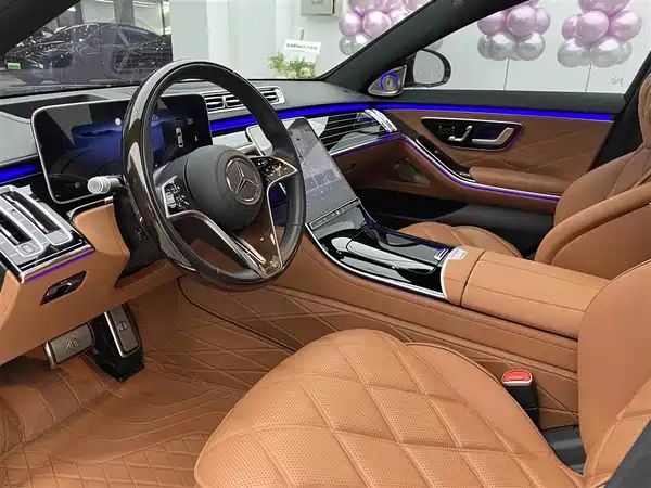 Mercedes-Benz Maybach S-Class 2023