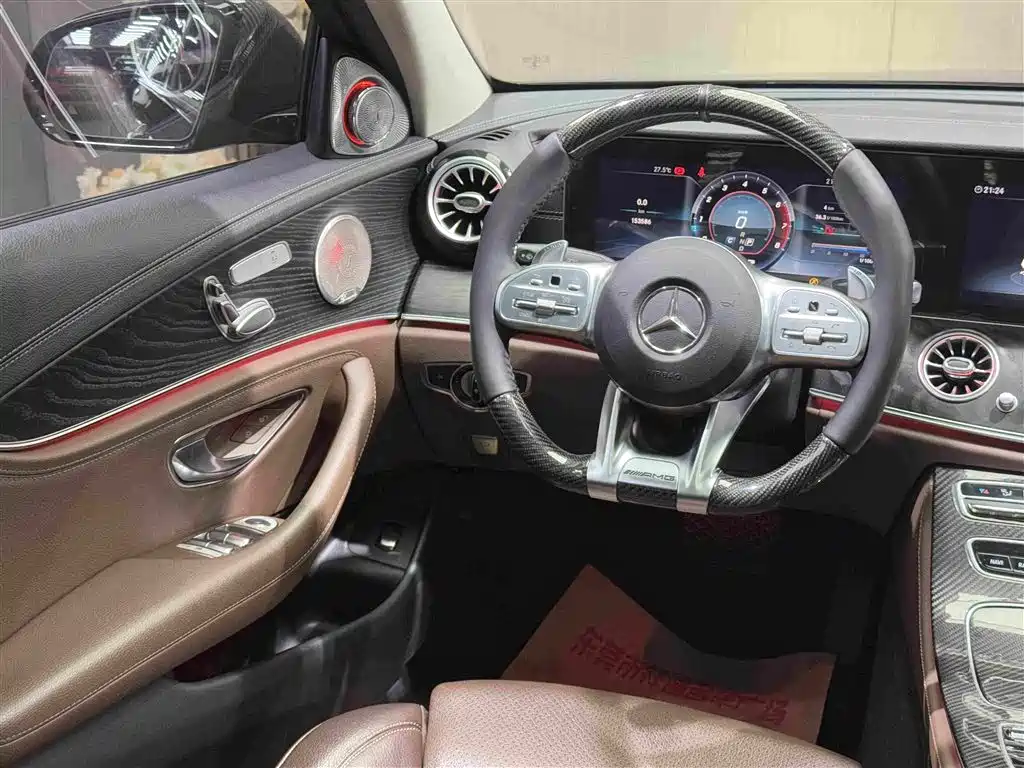 Mercedes-Benz E-Class 2019 — фото 18
