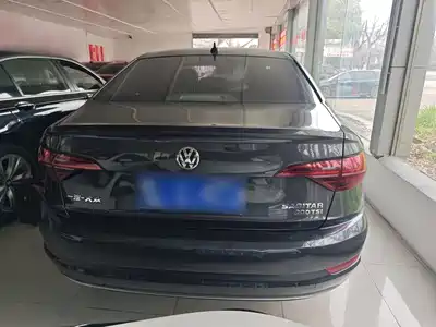 Volkswagen Sagitar 2021