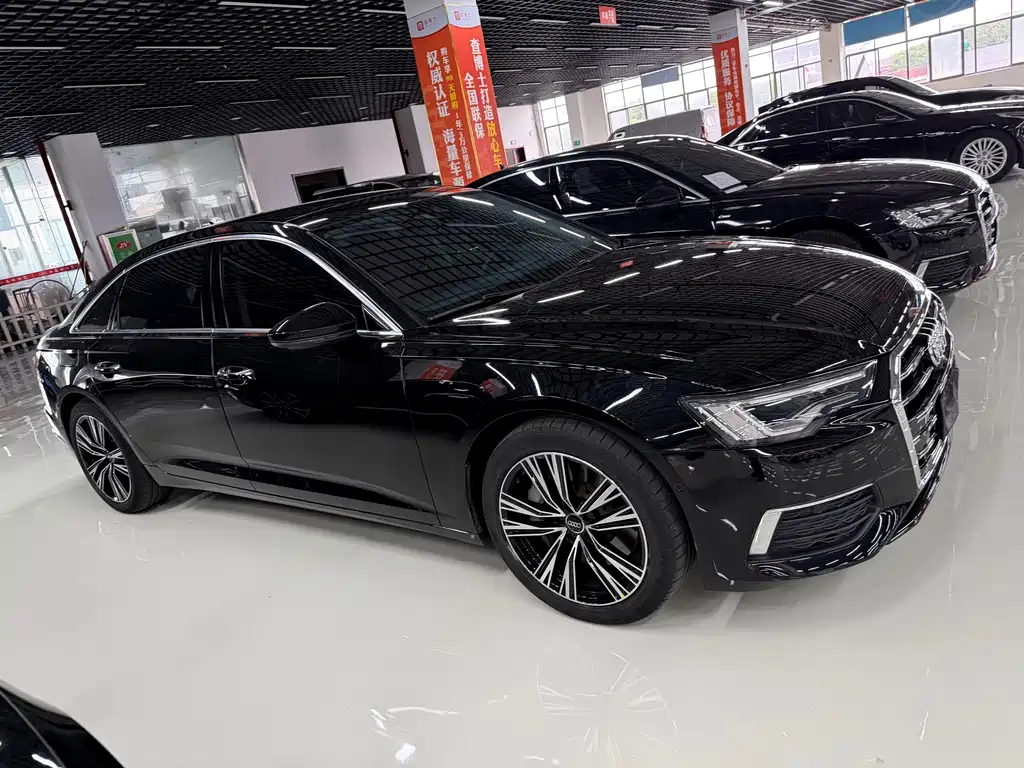 Audi A6L 2022