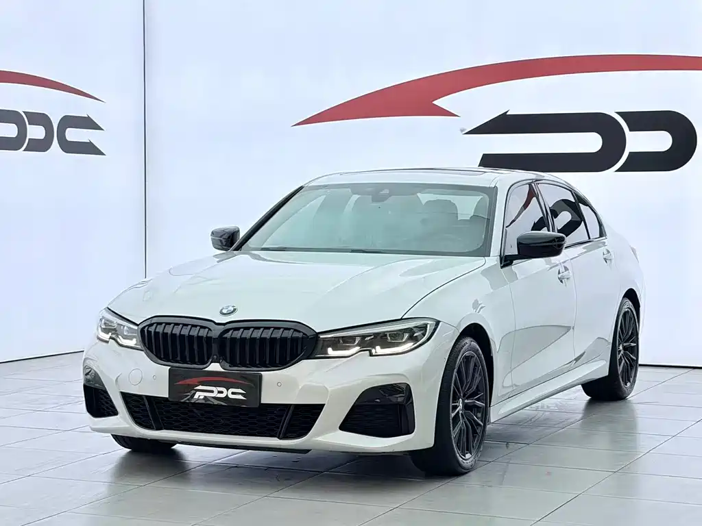 BMW 3 Series 2021 — фото 1