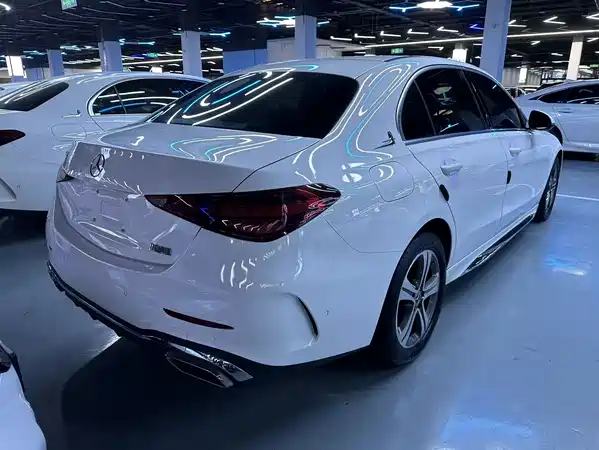 Mercedes-Benz C-Class 2022