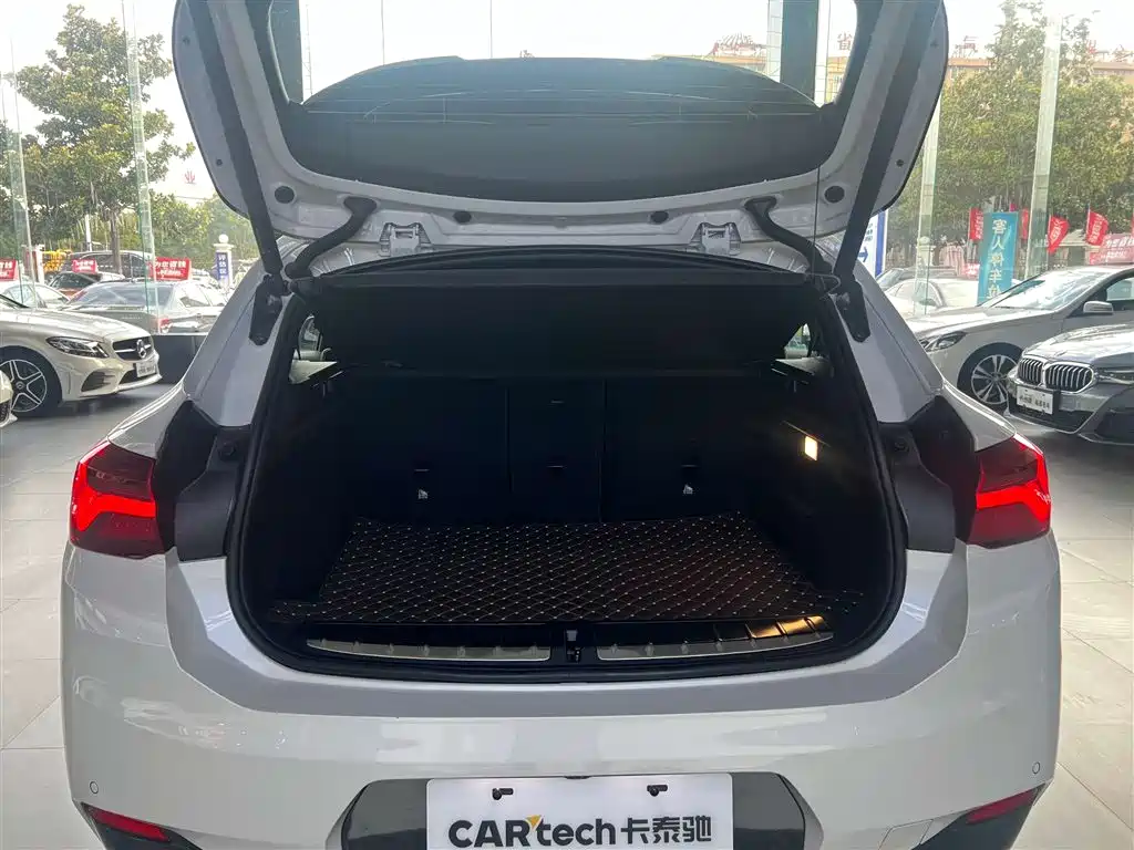 BMW X2 2023 — фото 21