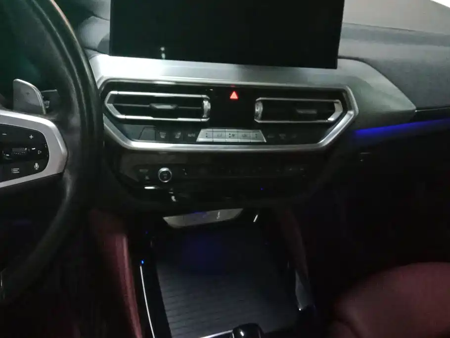 BMW X4 2022 — фото 16