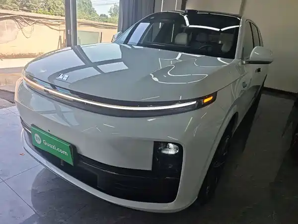 Li Auto L7 2025