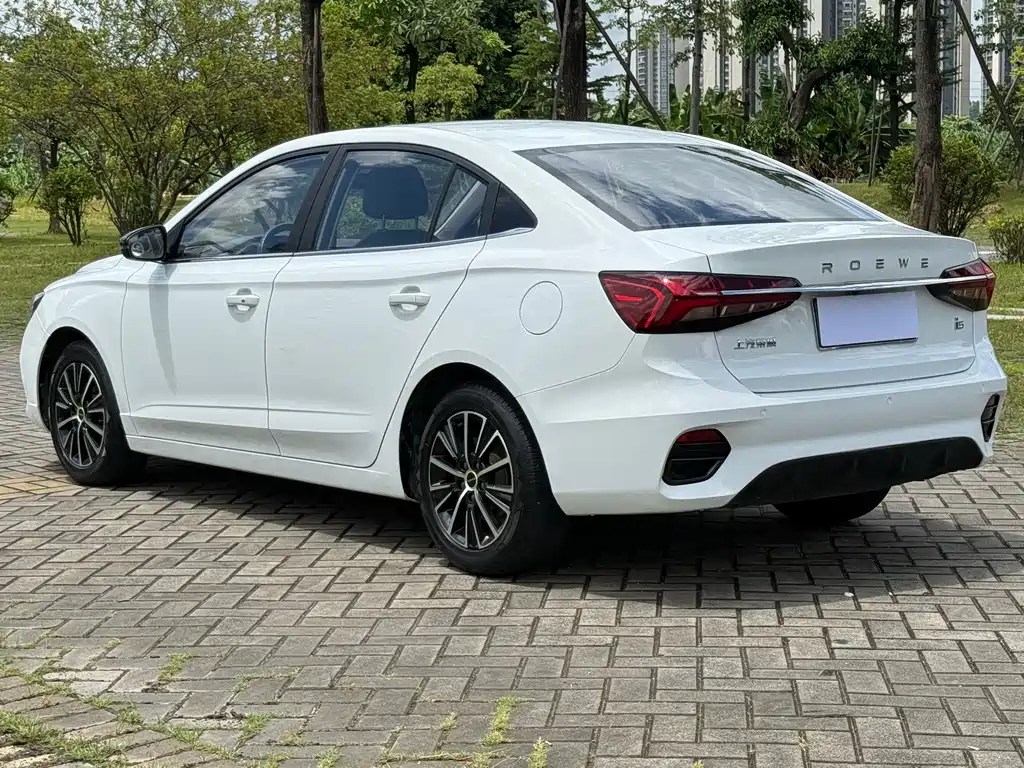 Roewe i5 2022 — фото 12