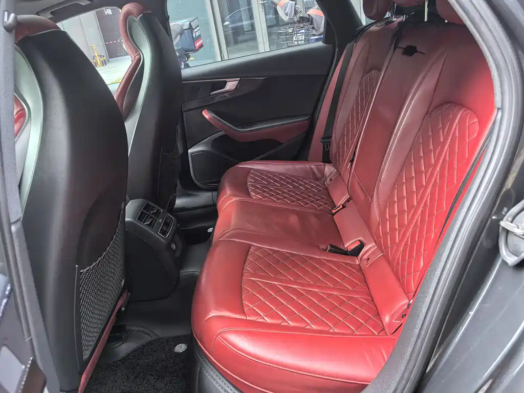 Audi S4 2019