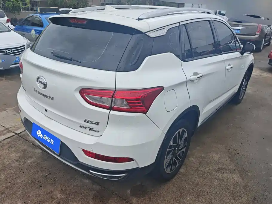 GAC Trumpchi GS4 2018 — фото 3