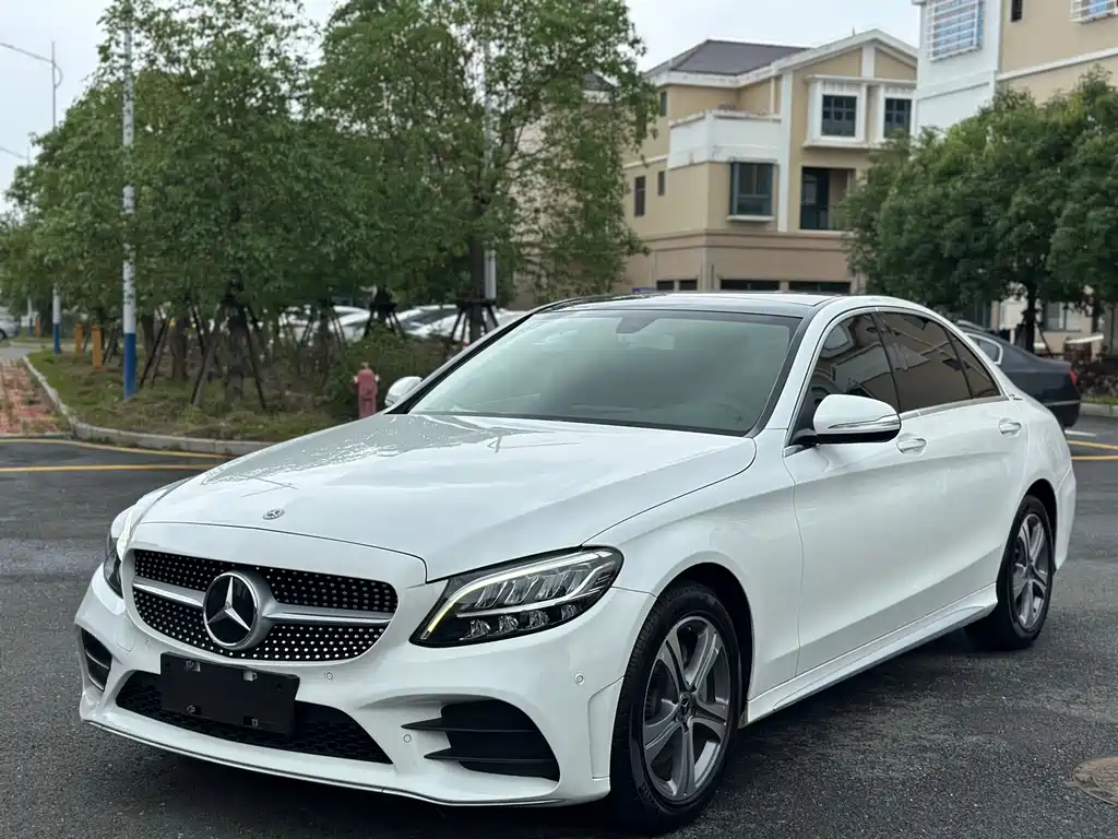 Mercedes-Benz C-Class 2019 — фото 3